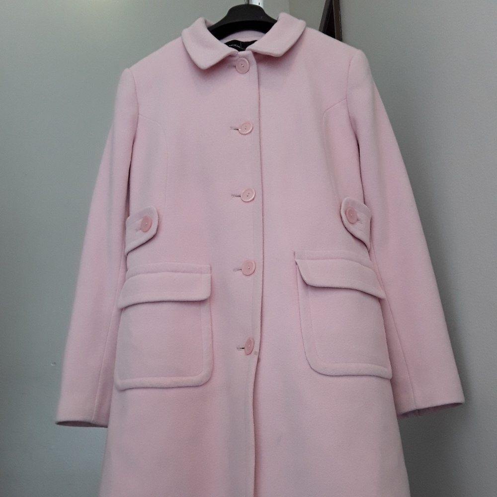 MODA INTERNATIONAL PINK COAT FOR WOMEN .